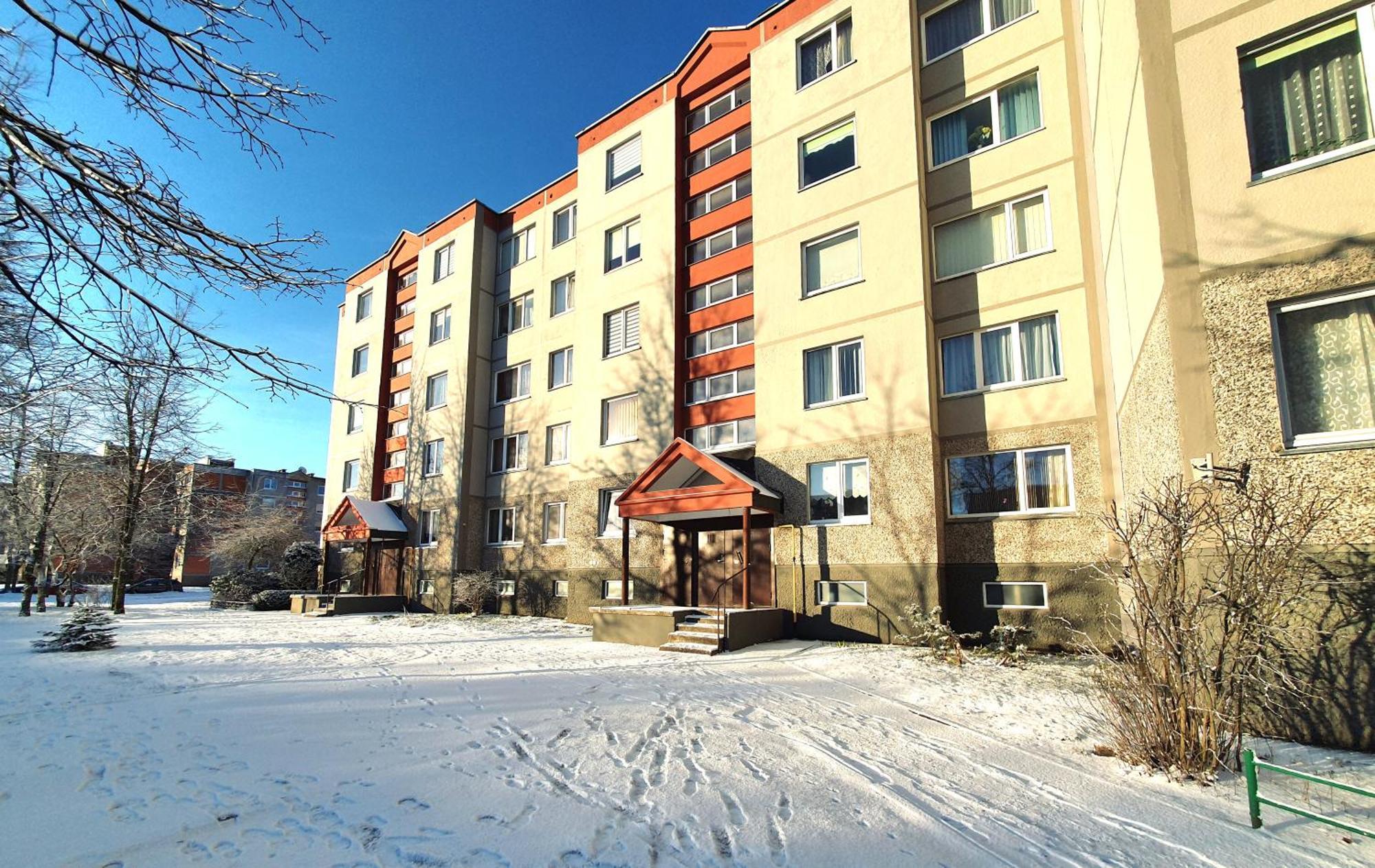 Lovely 2-Bedroom Flat In Siauliai Exterior photo